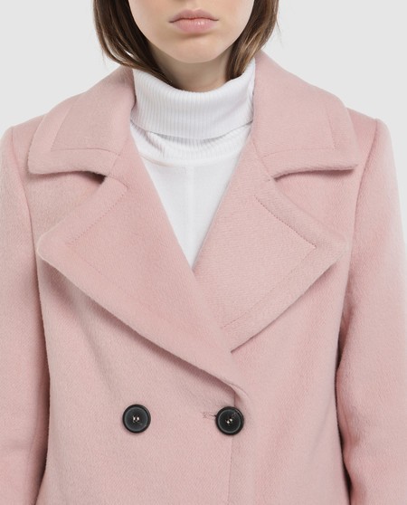 abrigo-en-color-rosa-la-vie-en-rose
