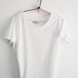 como-hacer-tu-misma-una-camiseta-sencilla-coser-es-facil